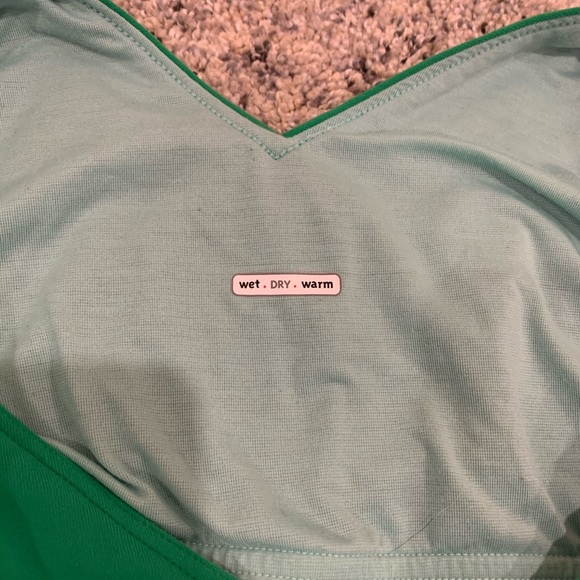 Lululemon vintage teal and green cross tank - Picture 3 of 3